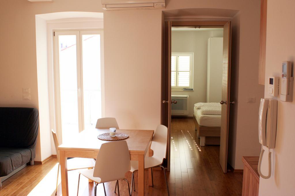 Park Apartments Izola Exterior foto