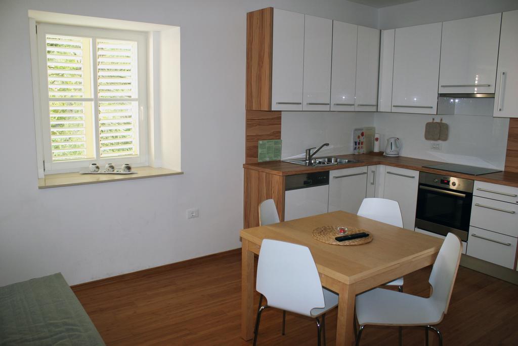 Park Apartments Izola Exterior foto