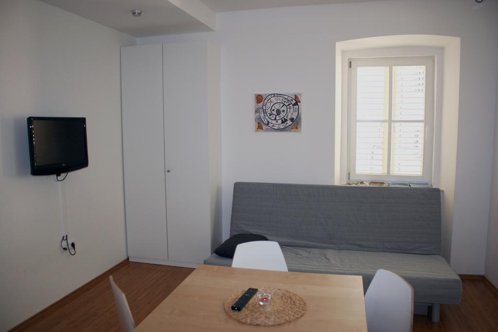 Park Apartments Izola Exterior foto